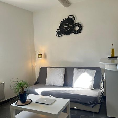 קרפנטרה Cosy Studio Hyper Centre Avec Kitchenette & Climatisation מראה חיצוני תמונה