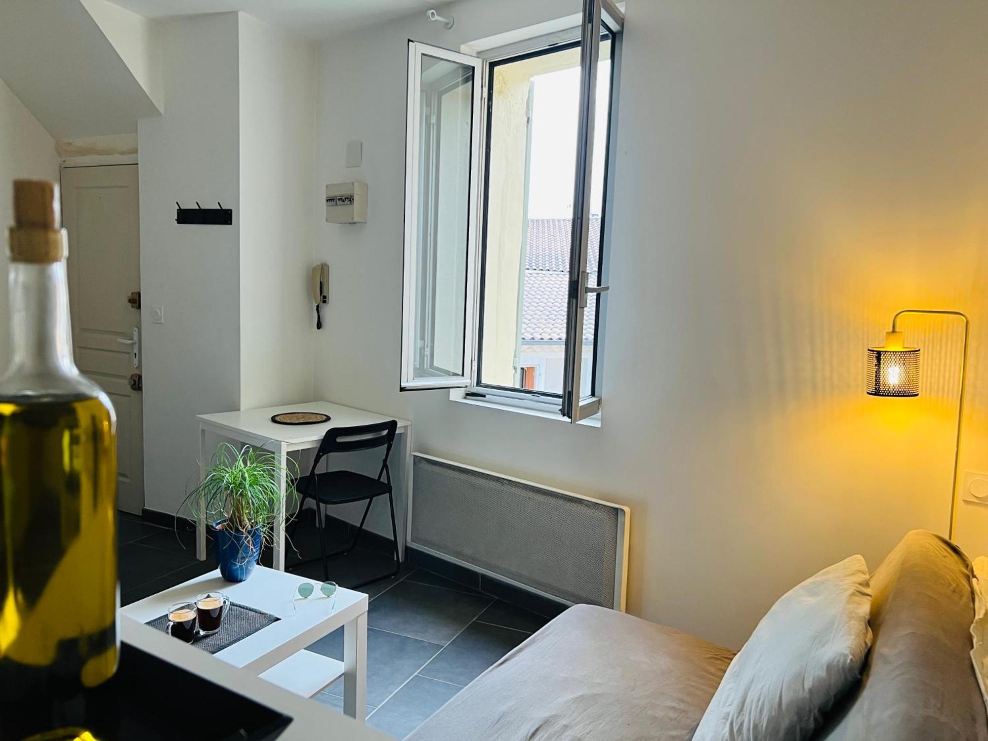 קרפנטרה Cosy Studio Hyper Centre Avec Kitchenette & Climatisation מראה חיצוני תמונה
